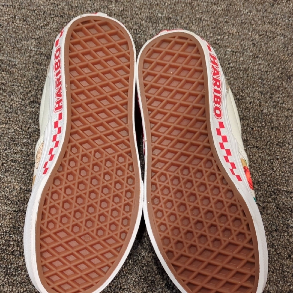 Vans White and Red Slip-On Sneakers with Elastic Panels - Picture 7 of 7